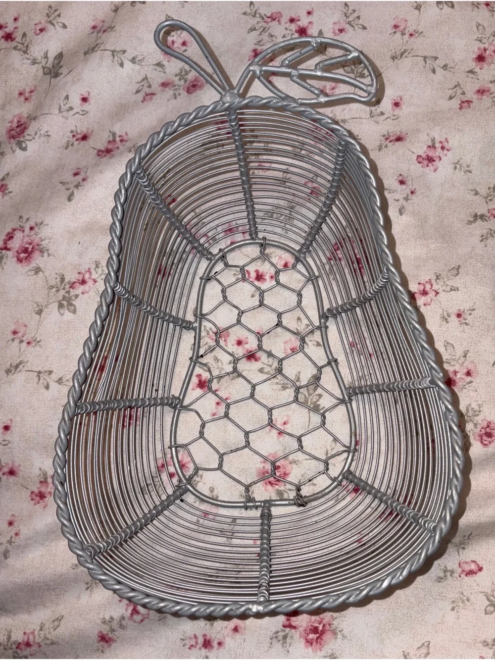 Pear-Shaped Wire Fruit Basket in Silver
